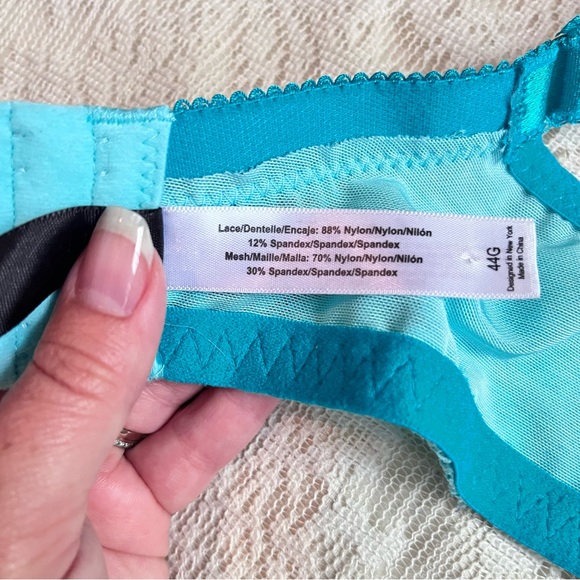 Adore Me lace underwire bra - Picture 9 of 11